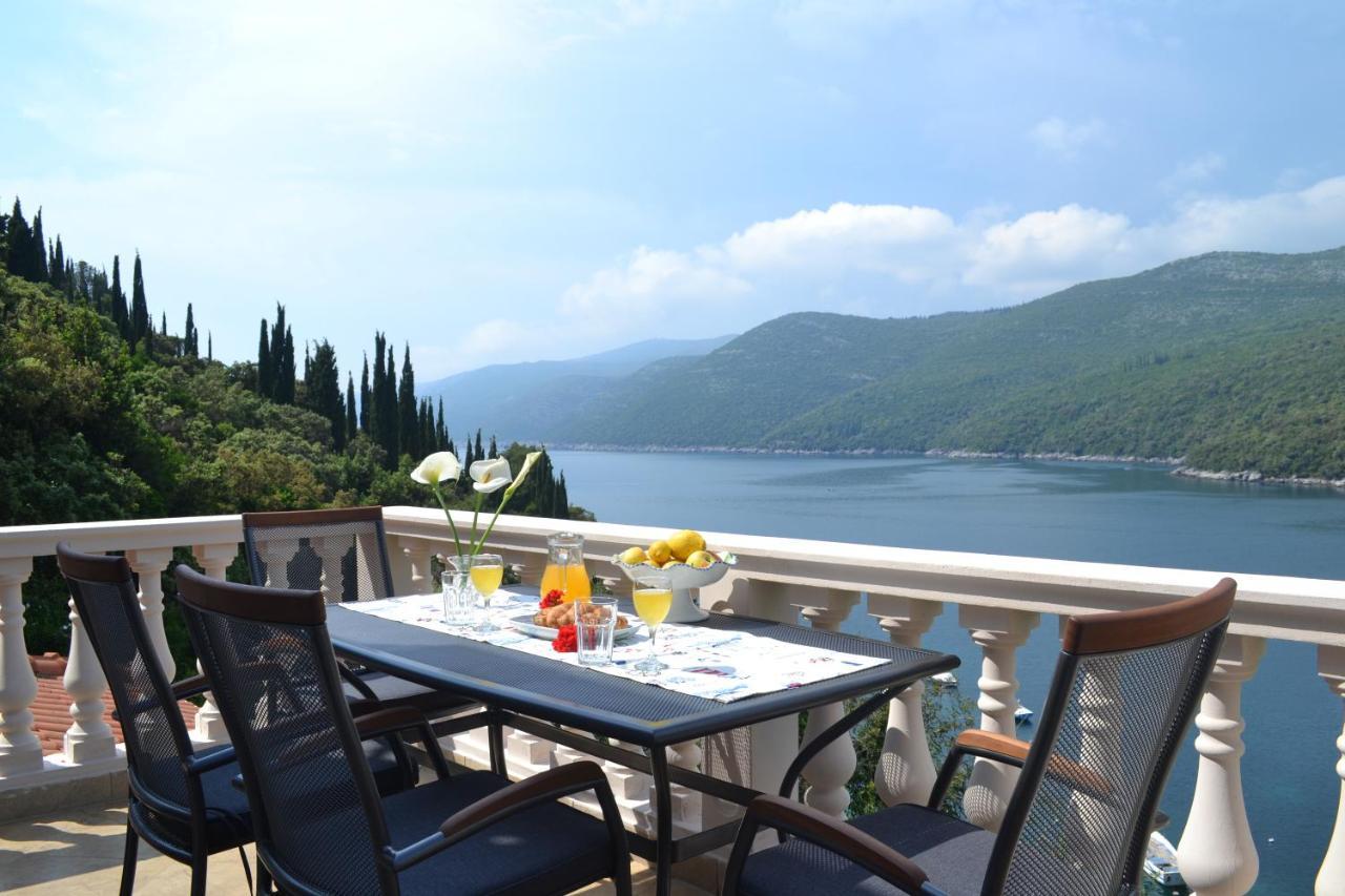 Jelena Apartamento Molunat
